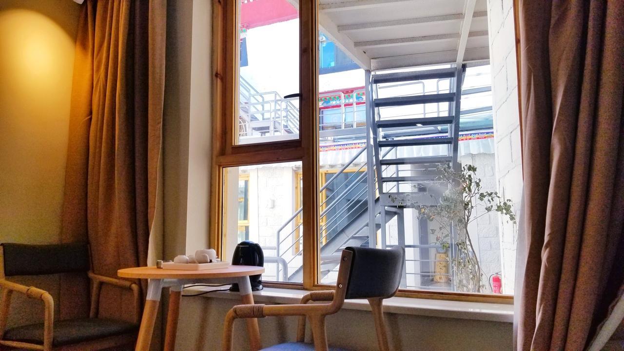 Fengma Feiyang Hostel Лхаса Экстерьер фото