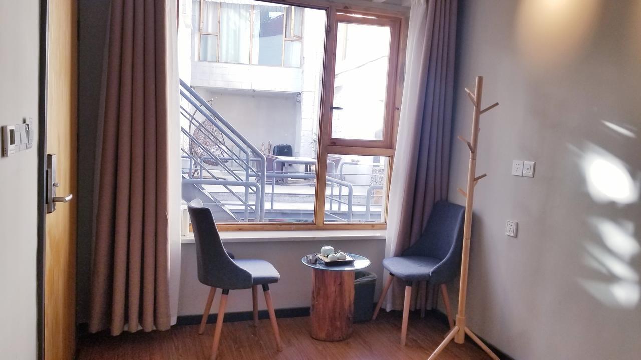 Fengma Feiyang Hostel Лхаса Экстерьер фото